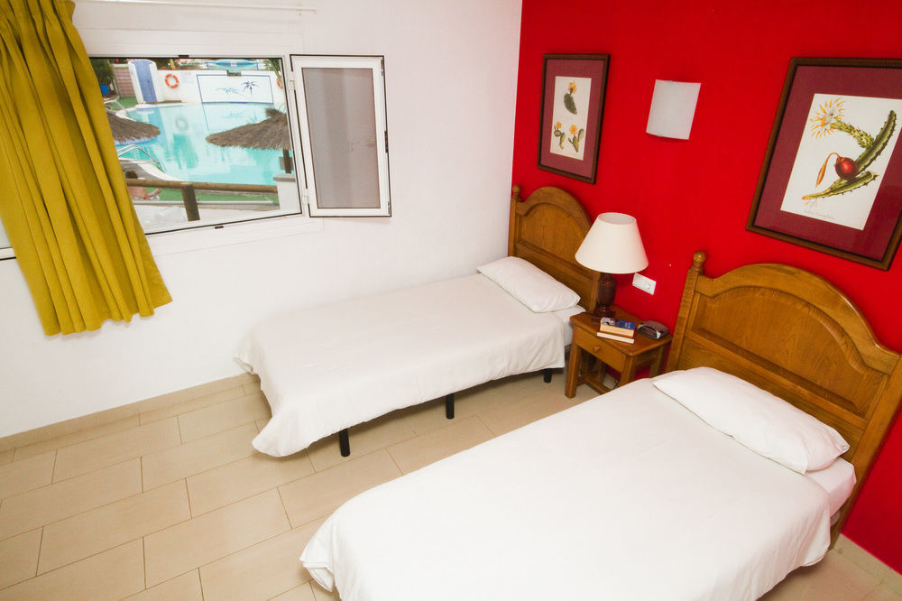 Apartamentos Parque Tropical En Lanzarote Puerto del Carmen  Exterior foto